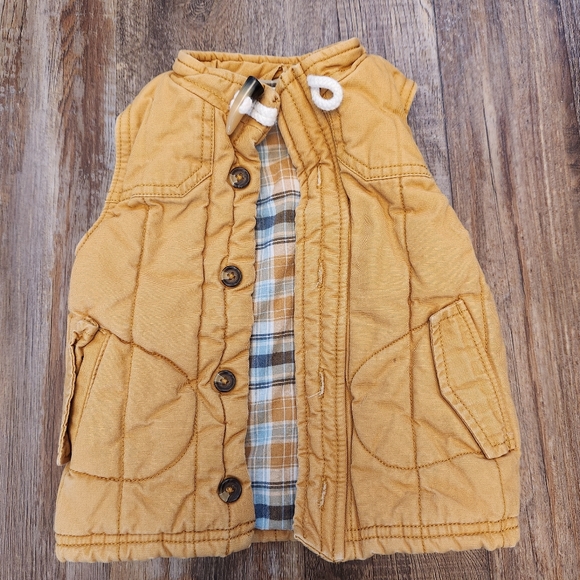 Genuine Kids by OshKosh Vest 18 Months - Picture 1 of 5